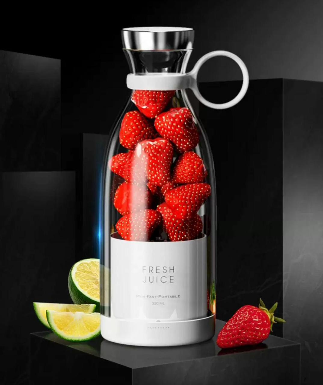 The Modern Habitat™Portable mini juicer blenderخلاط عصير صغير محمول